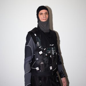 PLNGNS VEST MADE OF SNEAKER TONGUES